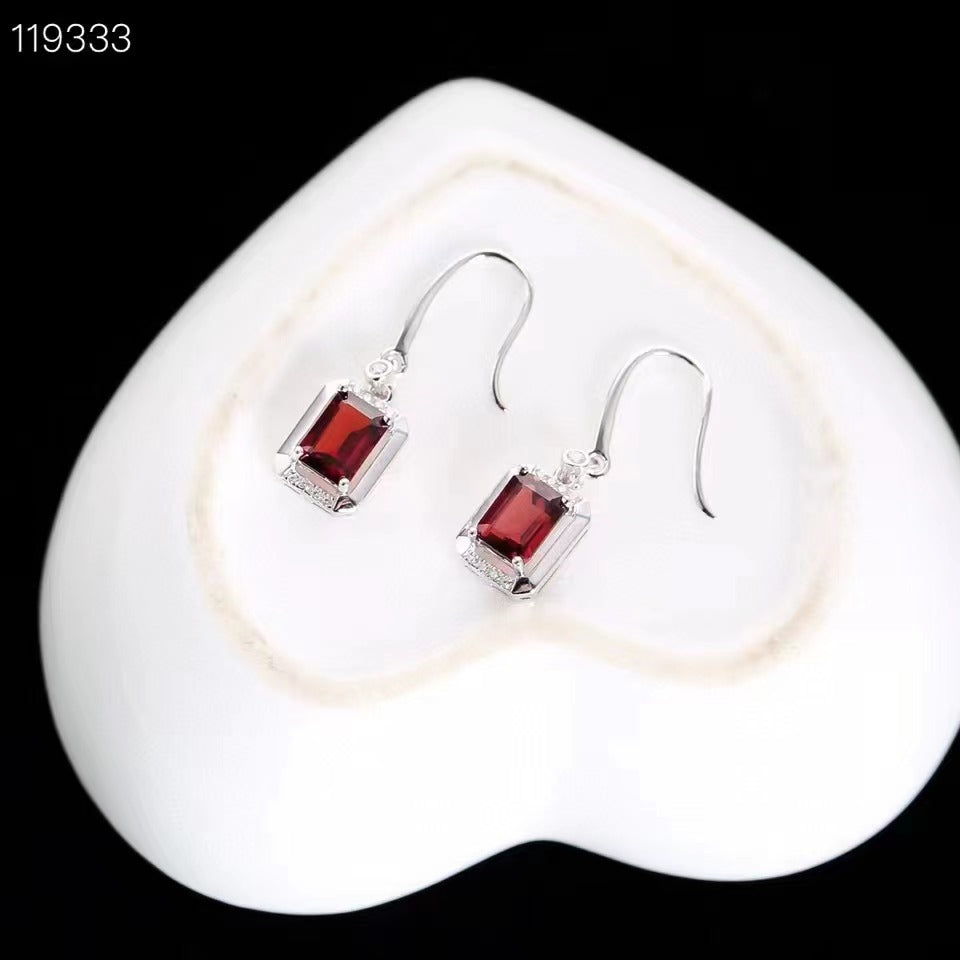 925 Silver Natural Pigeon Blood Red Garnet Ring Earrings Pendant Set