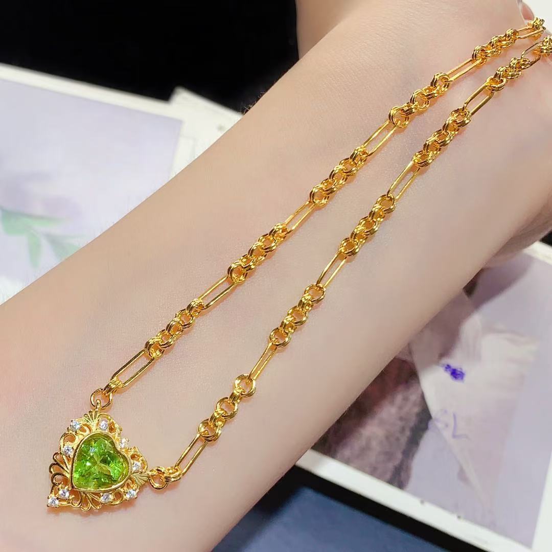 S925 Sterling Silver Inlaid Natural Peridot Necklace Heart Exquisite Light Luxury Vintage Style Versatile Collarbone Chain