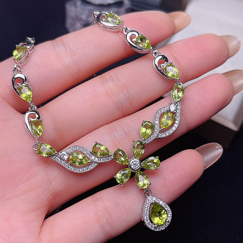 Natural Peridot 925 Silver Inlaid Peridot Chain Row Pendant Evening Chain Necklace