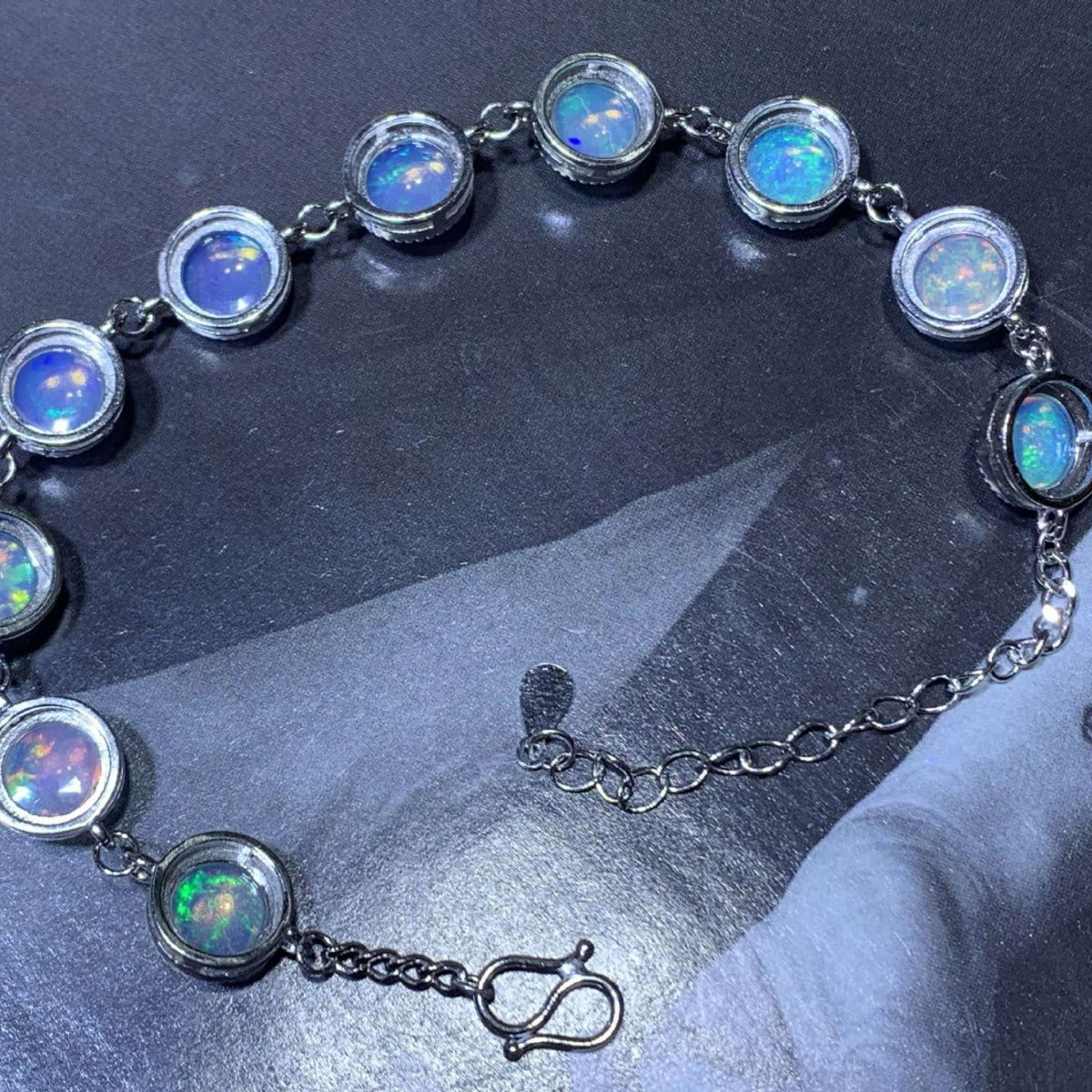 925 Silver Inlaid Opal Round Egg Surface Natural Opal Bracelet