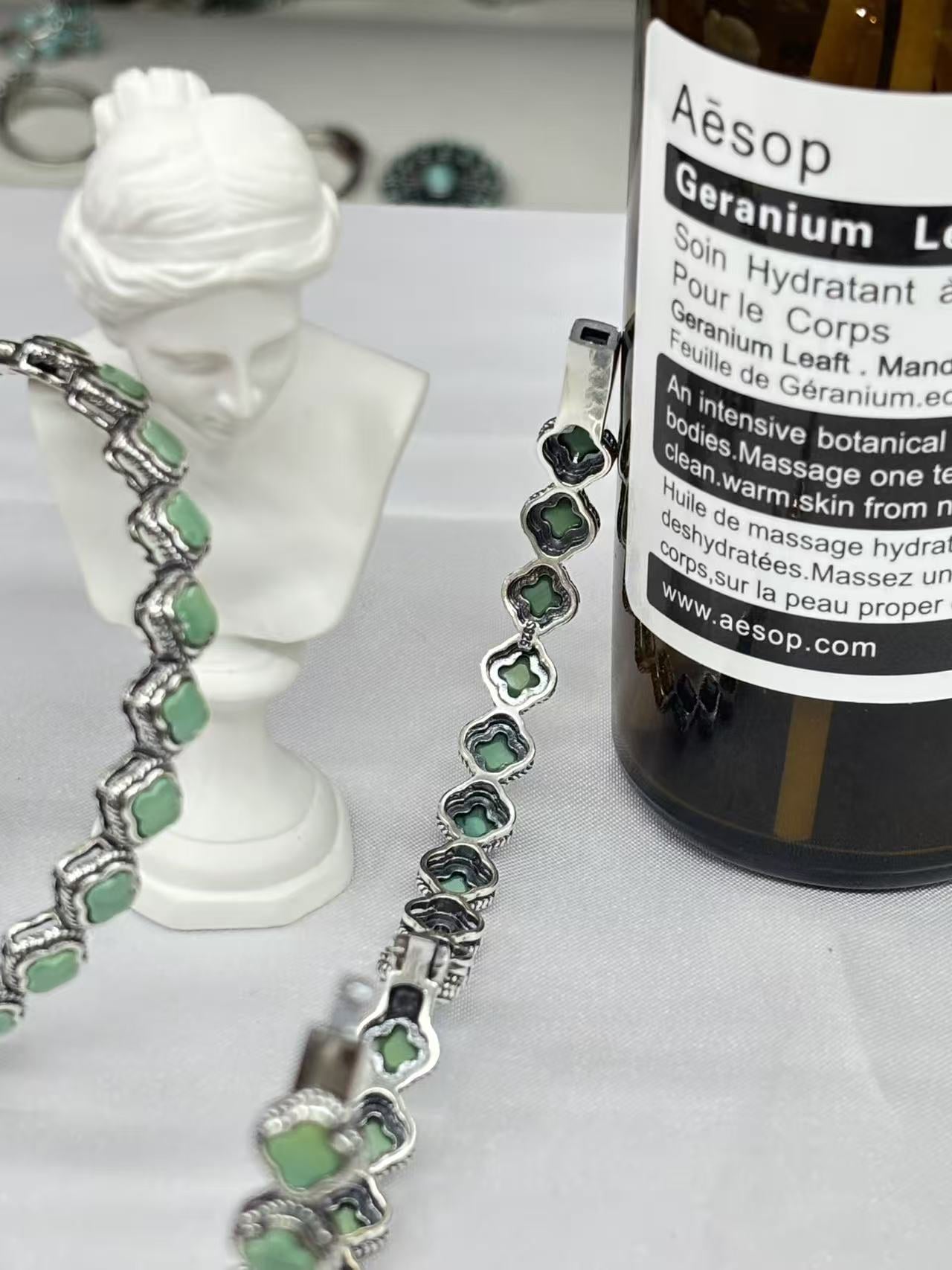 Natural Green Turquoise S925 Silver Inlaid Thick Silver Vintage Four-Leaf Clover Bracelet