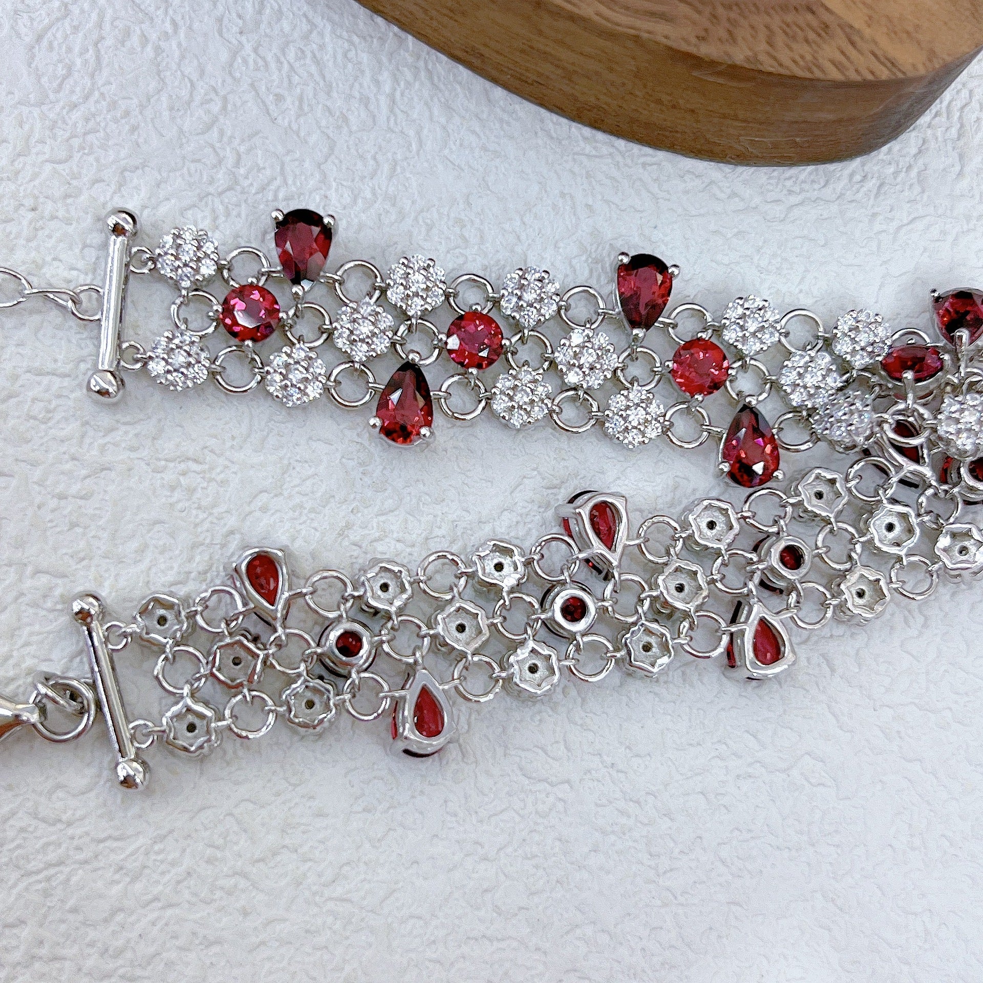 S925 Silver Platinum Plated Inlaid Magnesia Garnet Main Stone 4*6mm*11 Bracelet