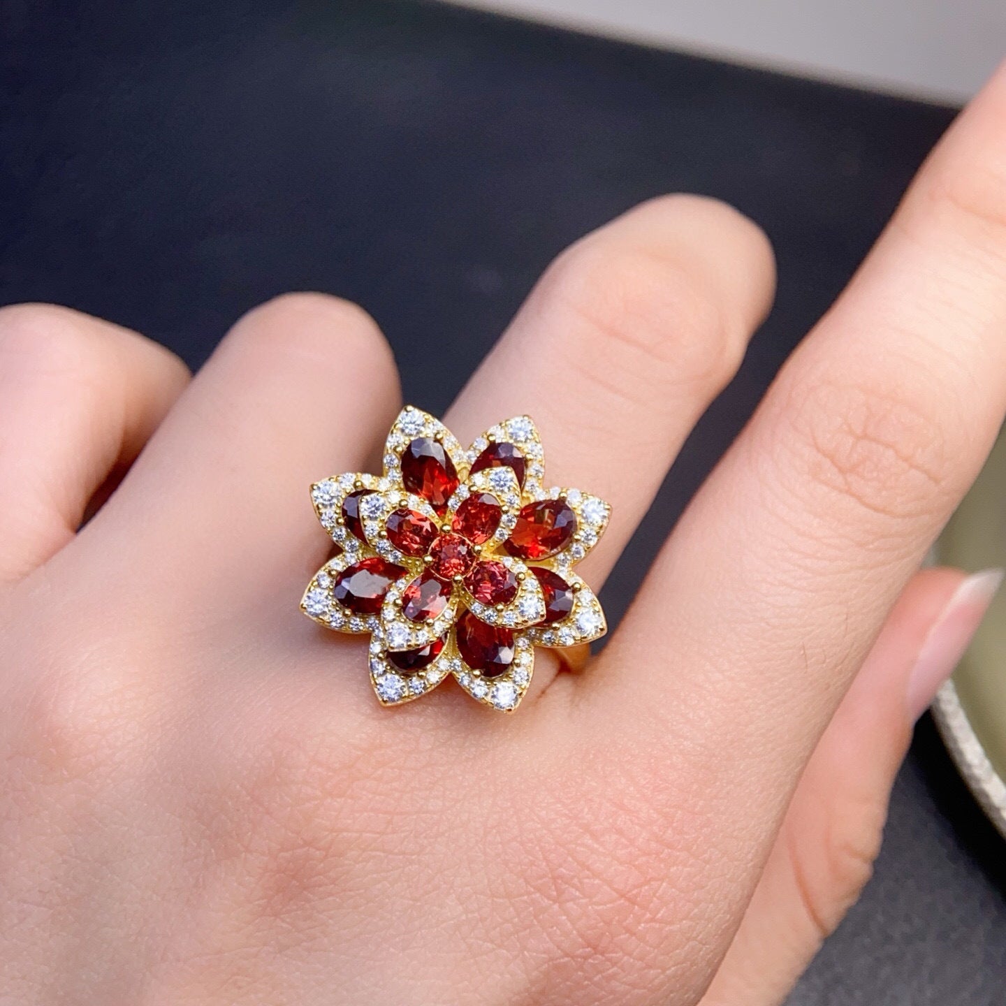 Pure Body Main Stone Approximately 4*6, 3*4mm 925 Silver Precision Inlaid Natural Red Garnet Ring