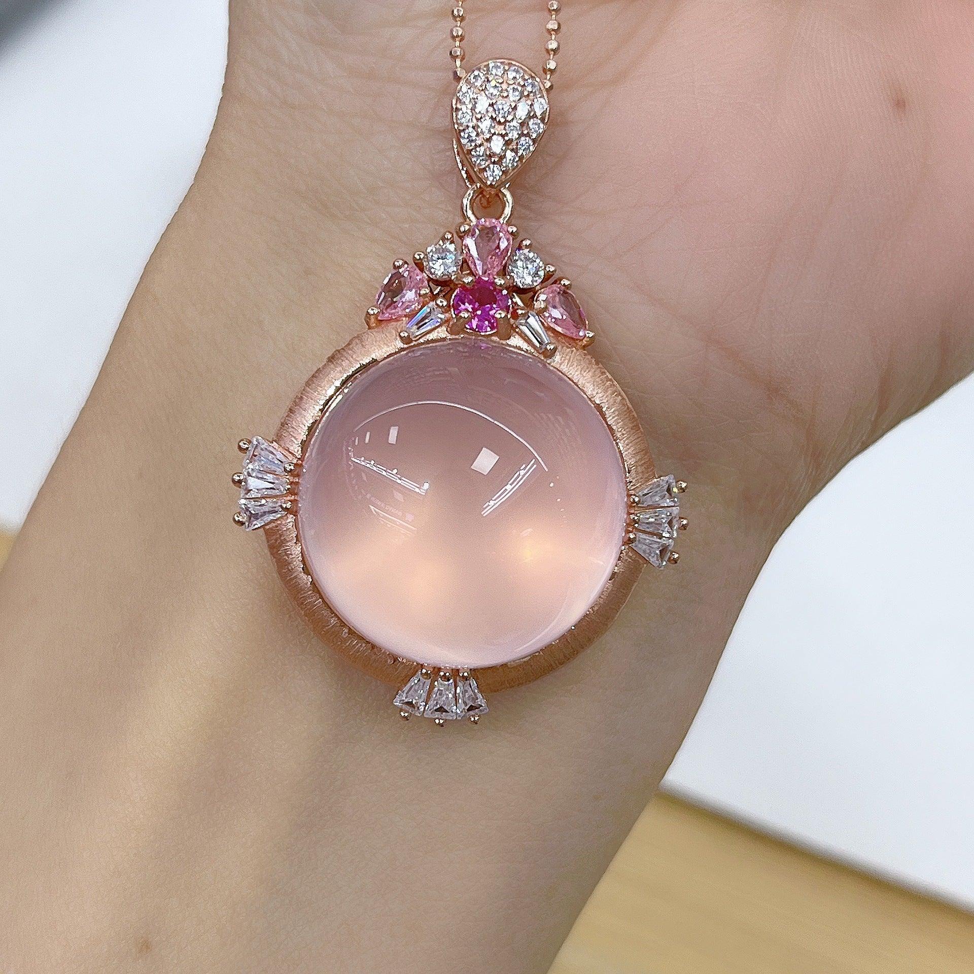 S925 Silver Platinum Plated Inlaid Main Stone 20mm Pink Quartz Hibiscus Stone Pendant
