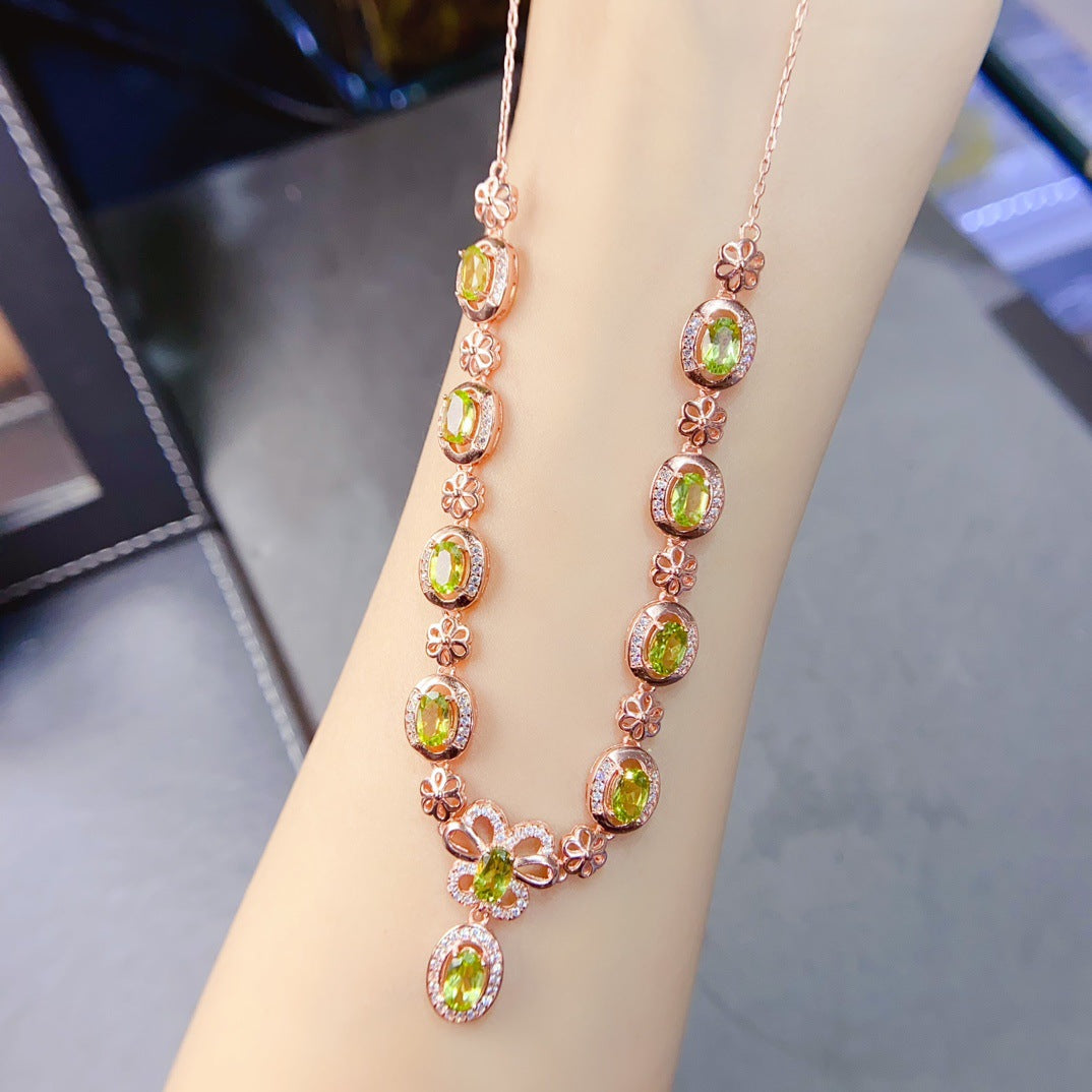 Collier en argent S925 avec pierre principale en péridot naturel 4*6 