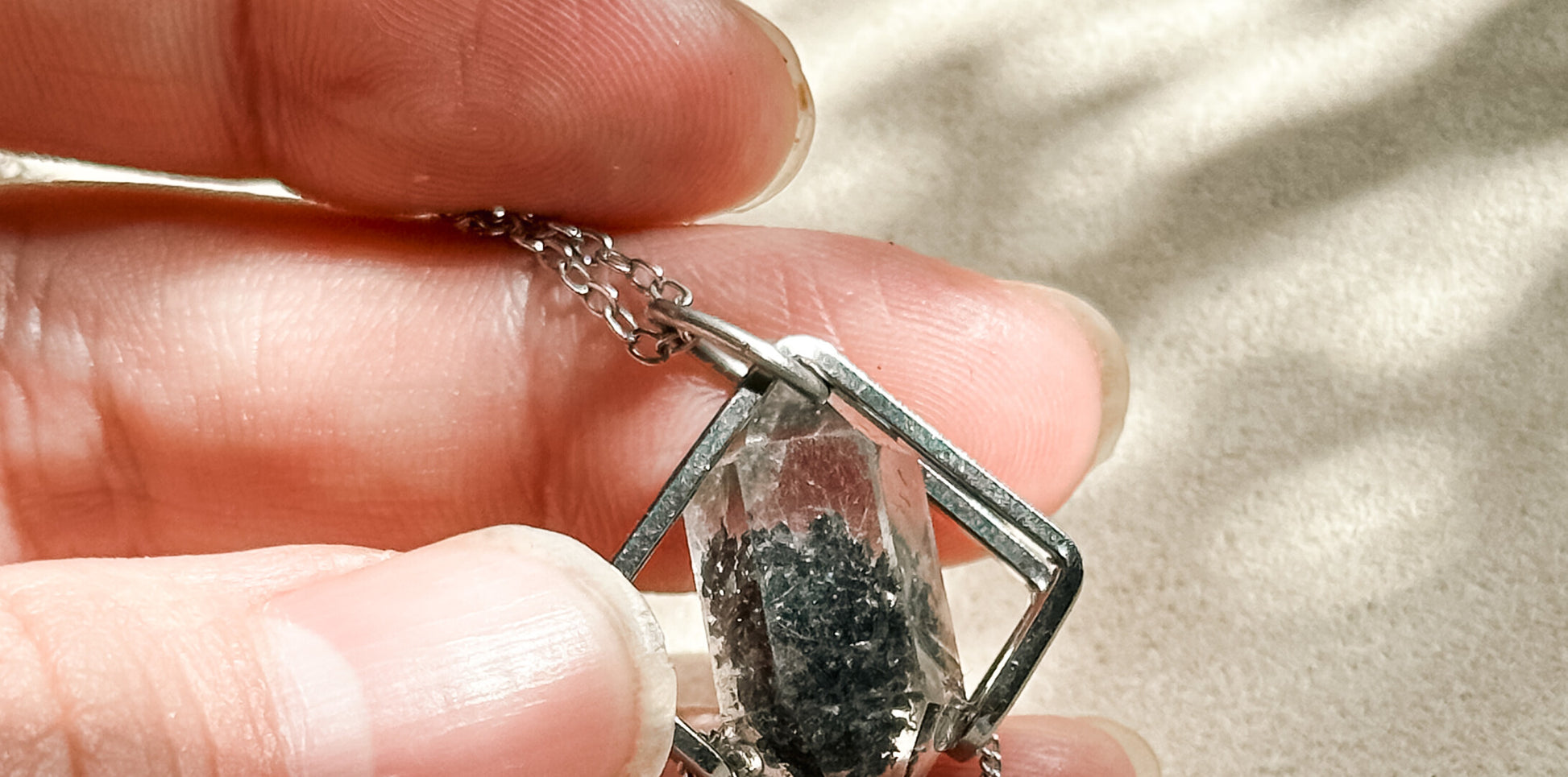 Crystal Heart Flash Original Handmade Pendant · Small Main Stone