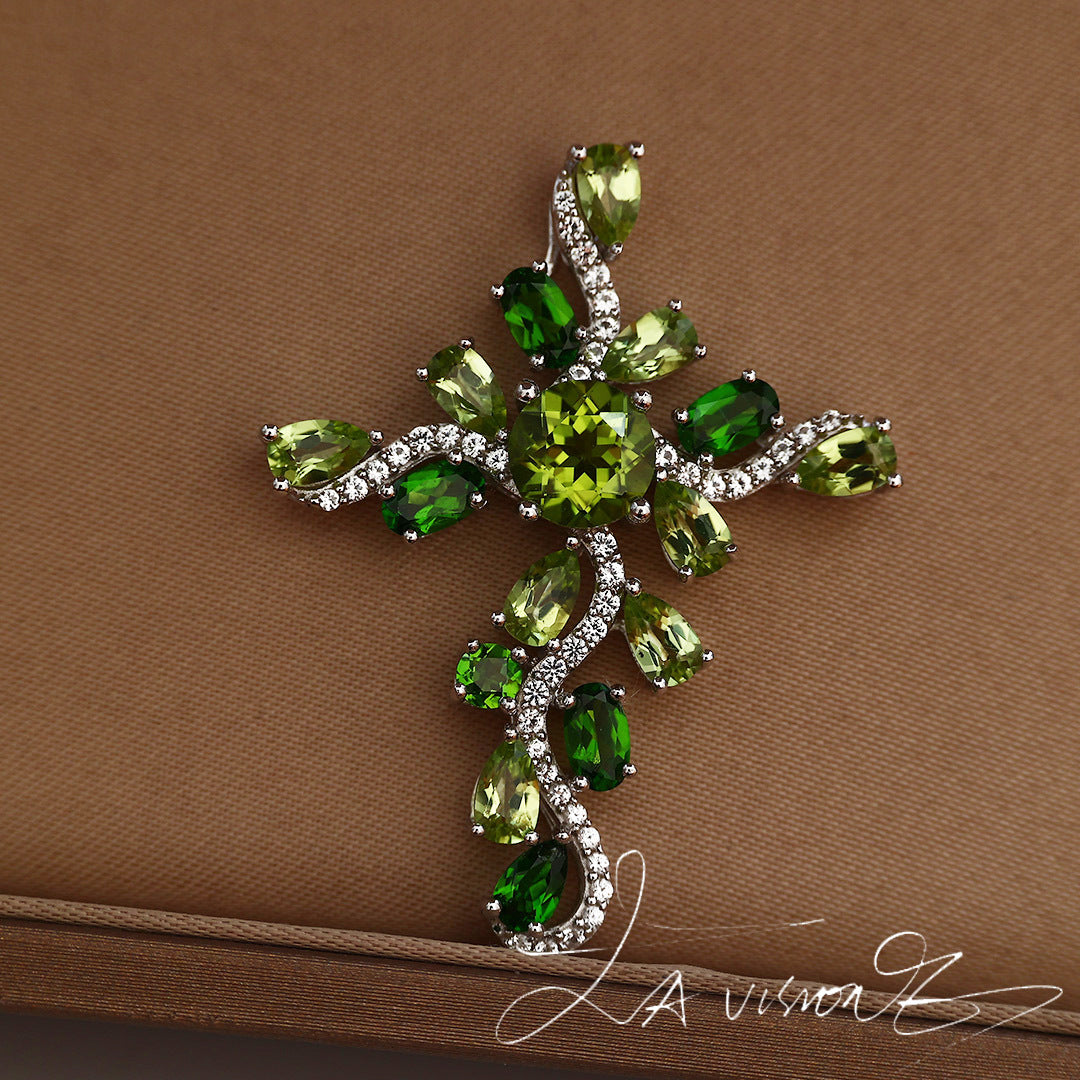 S925 Silver Inlaid with Diaspore, Peridot, and Synthetic White Sapphire Pendant