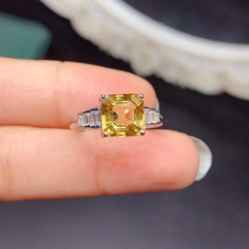 S925 Sterling Silver Jewelry Simple and Elegant Natural Yellow Crystal Princess Cut Ring