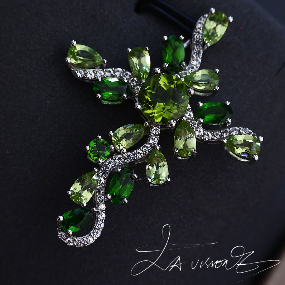 S925 Silver Inlaid with Diaspore, Peridot, and Synthetic White Sapphire Pendant