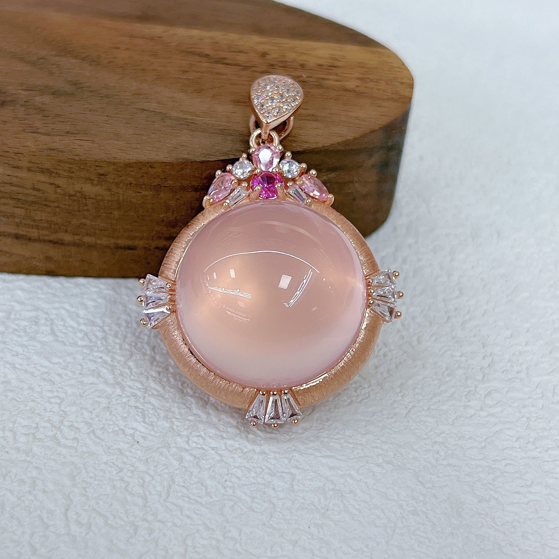 S925 Silver Platinum Plated Inlaid Main Stone 20mm Pink Quartz Hibiscus Stone Pendant