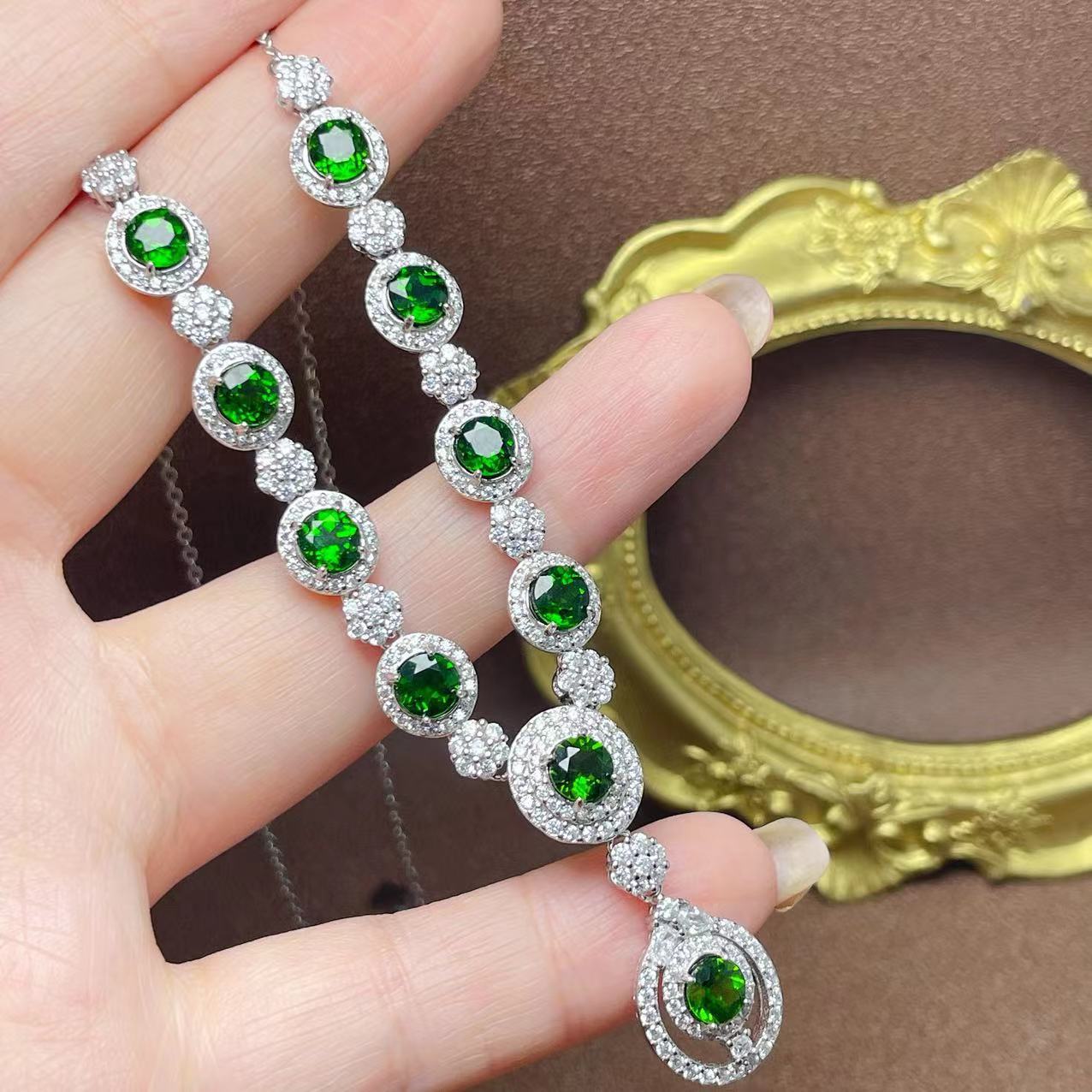 Luxury Necklace Collarbone Chain S925 Silver Inlaid with Natural Magnesia Garnet Aquamarine Diopside Multi-Gemstone Chain