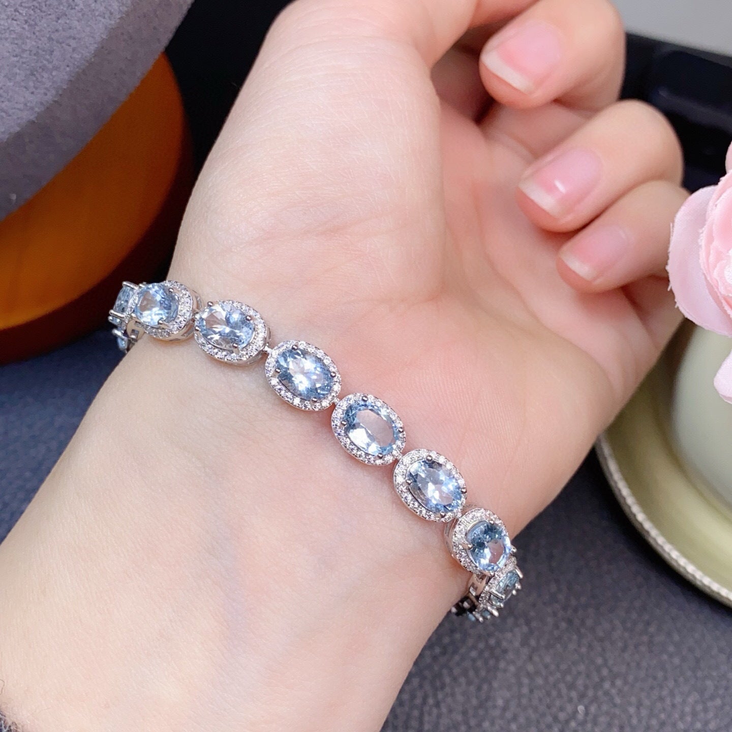 925 Sterling Silver Inlaid Fresh Color Gemstone Main Stone 5x7mm Natural Aquamarine Bracelet