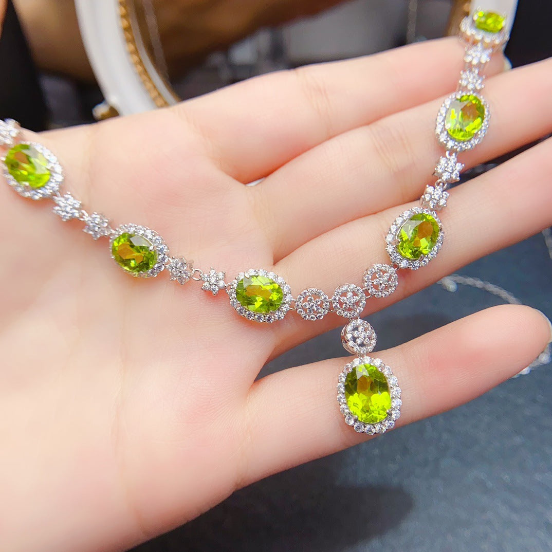 S925 Silver Inlaid Main Stone Olive 6*8+7*9 Natural Olive Necklace