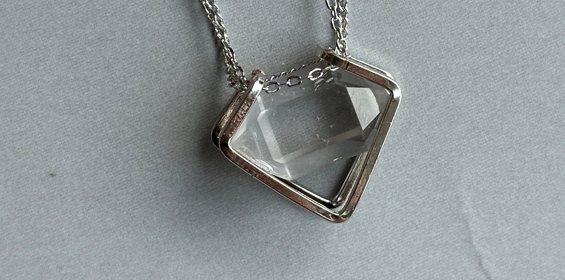 Crystal Heart Flash Original Handmade Pendant · Small Main Stone