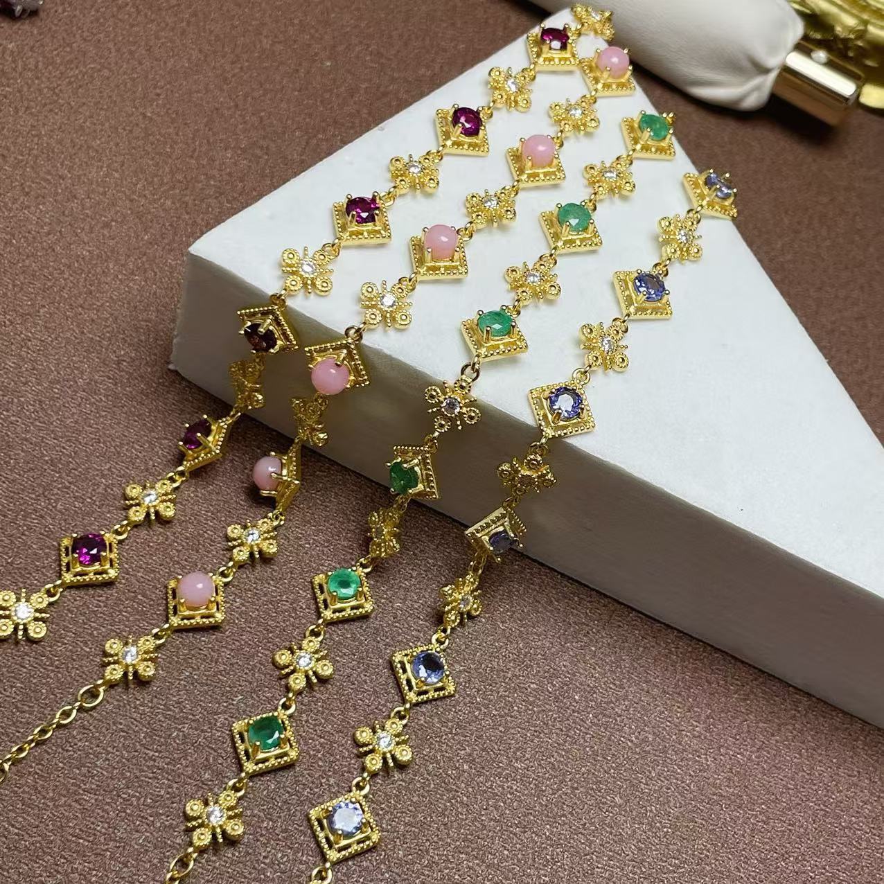 Vintage 925 Silver Inlaid with Emerald Tanzanite Pink Opal Natural Gemstone Multi-Gem Bracelet