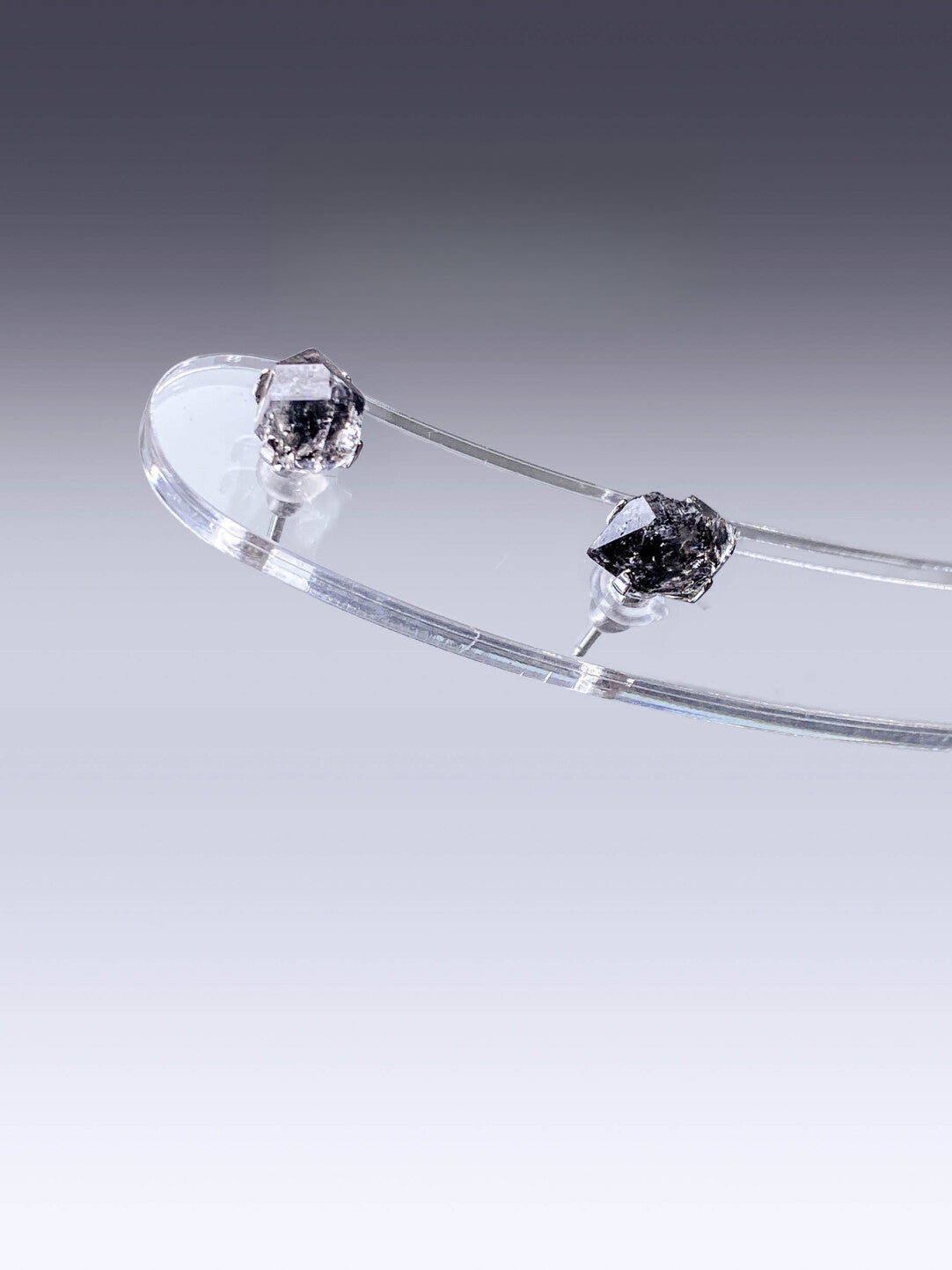 Shining Basic Earrings Niche Personality · Large Shining