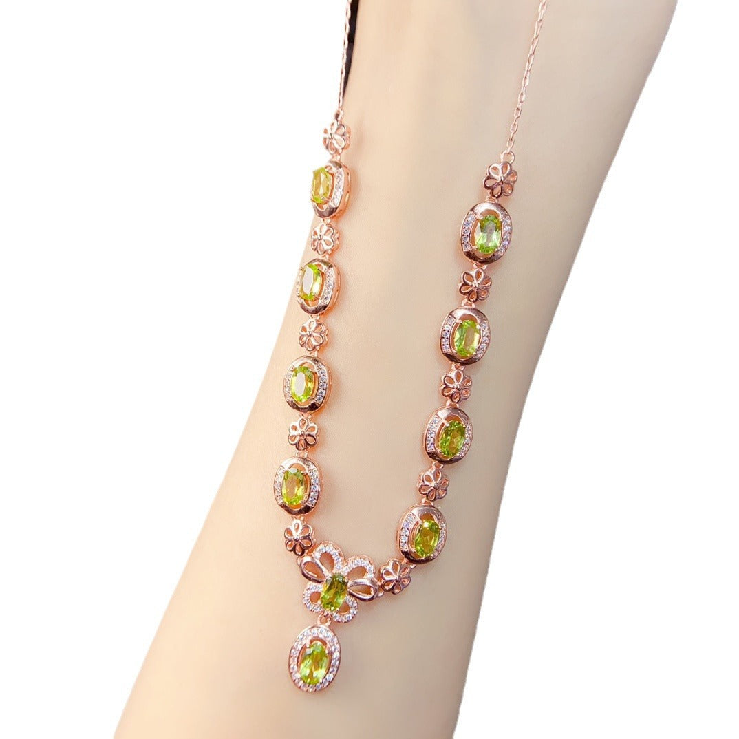 Collier en argent S925 avec pierre principale en péridot naturel 4*6 