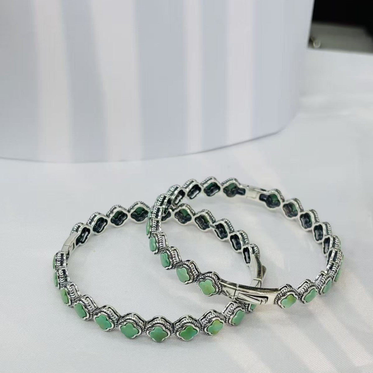Natural Green Turquoise S925 Silver Inlaid Thick Silver Vintage Four-Leaf Clover Bracelet