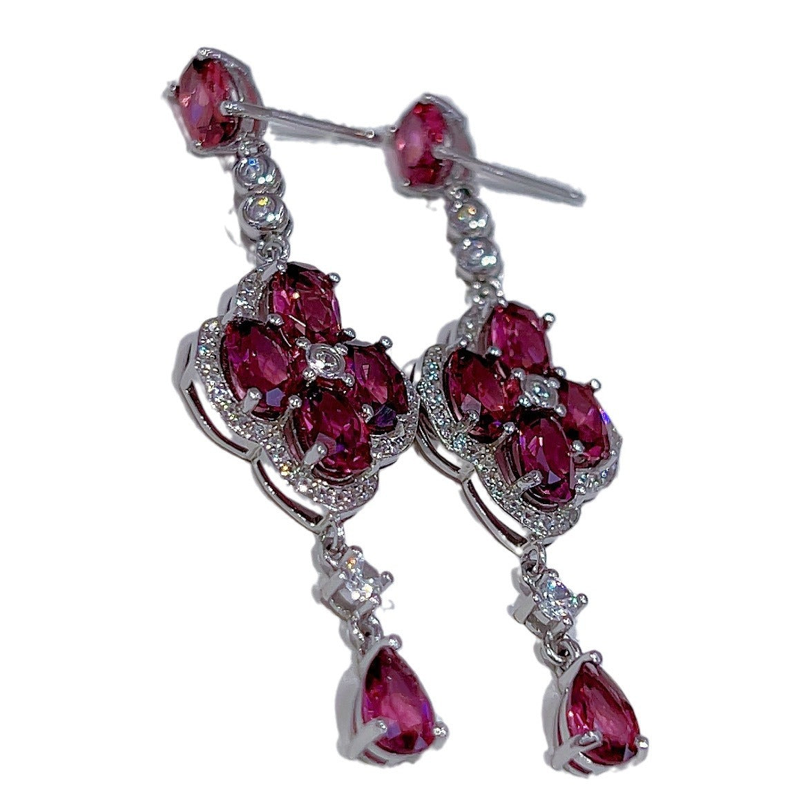 S925 Silver Platinum Plated Inlaid Magnesia Garnet Main Stone 4*6mm Earrings