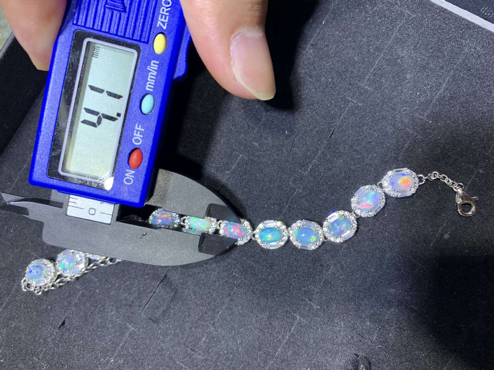 S925 Sterling Silver Inlaid Size 4*6mm Natural Opal Bracelet