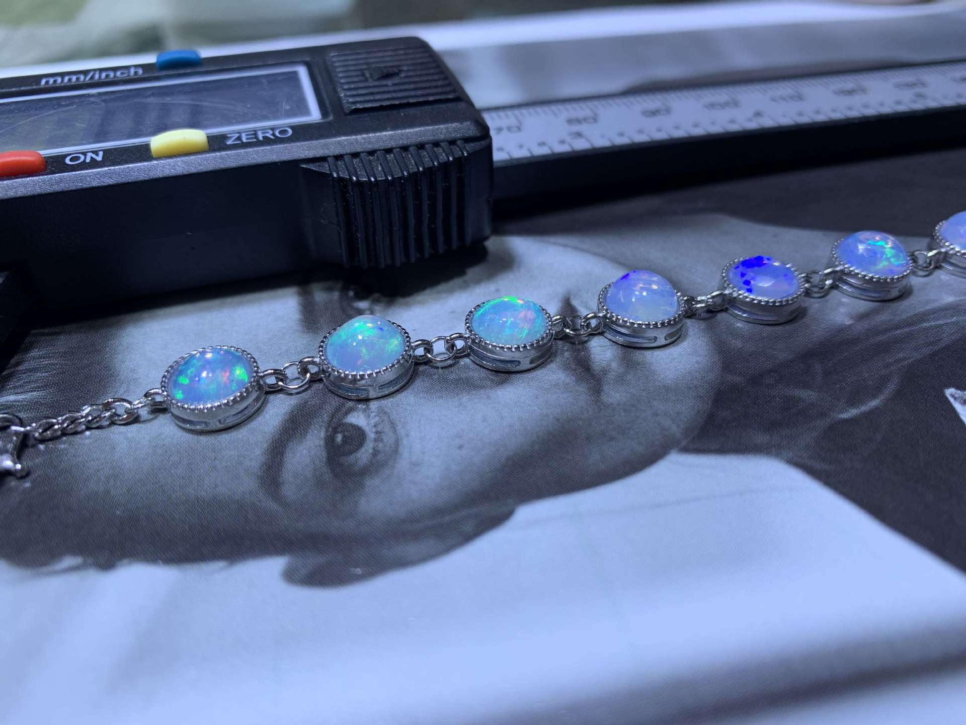 925 Silver Inlaid Opal Round Egg Surface Natural Opal Bracelet