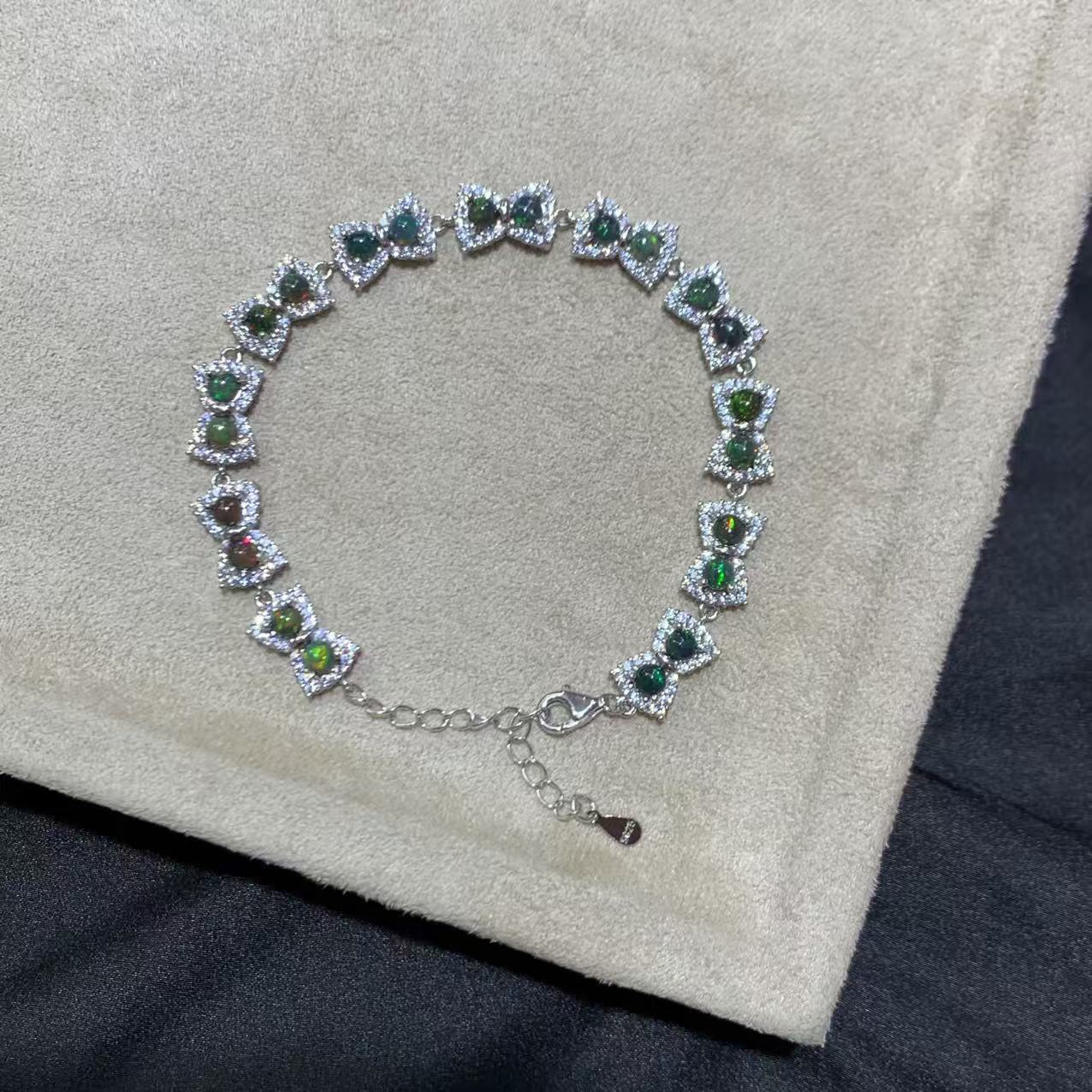 S925 Silver Inlay Light Luxury Niche Exquisite Elegant Bracelet