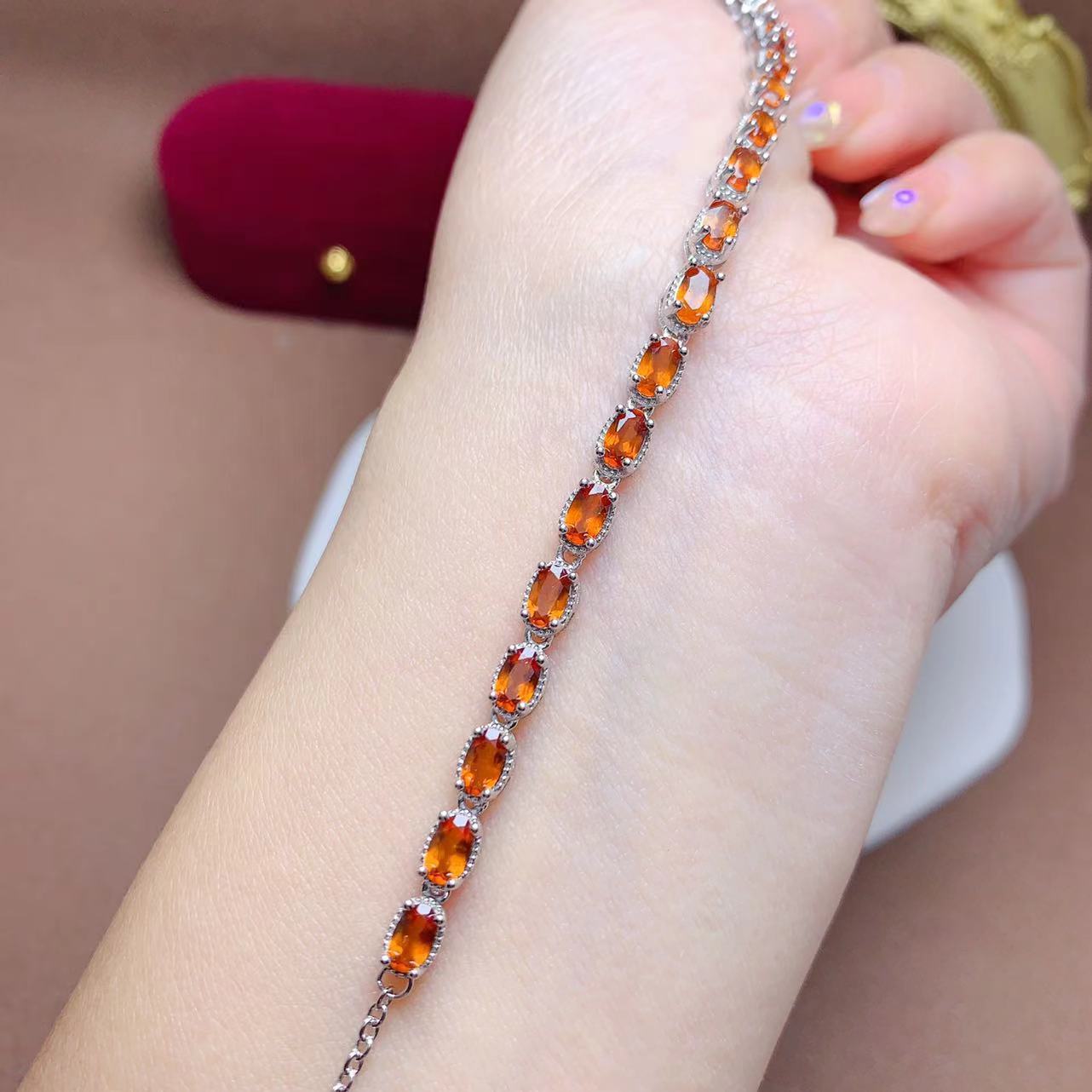 S925 Silver Inlaid Natural Fenda Garnet Simple Multi-Grain Goddess Bracelet