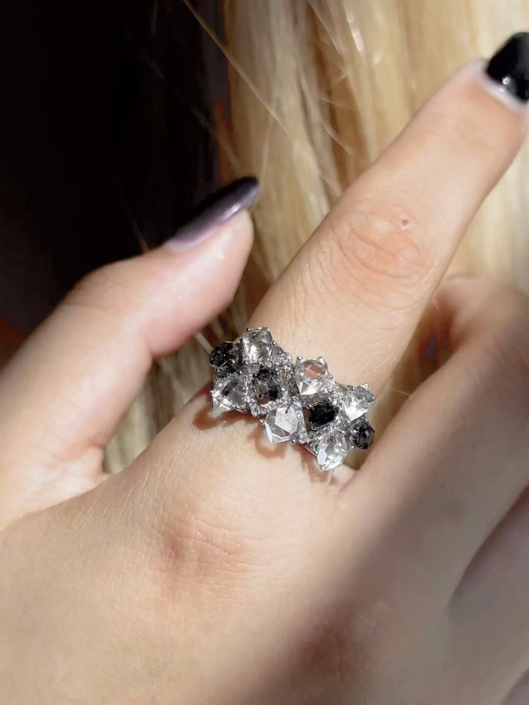 Bague originale faite main « Fenêtre Fleur Brillante » · Bague ajustable 