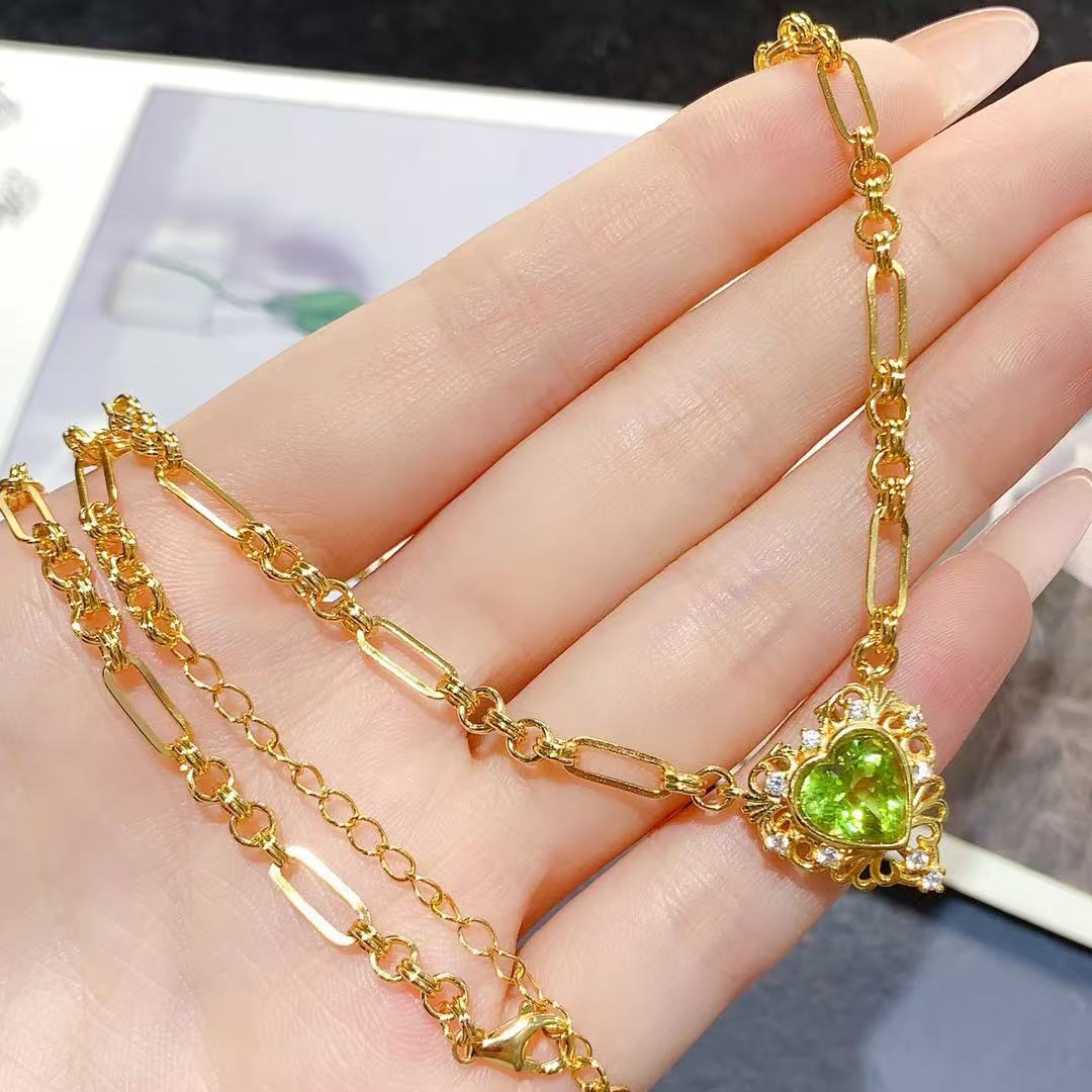 S925 Sterling Silver Inlaid Natural Peridot Necklace Heart Exquisite Light Luxury Vintage Style Versatile Collarbone Chain